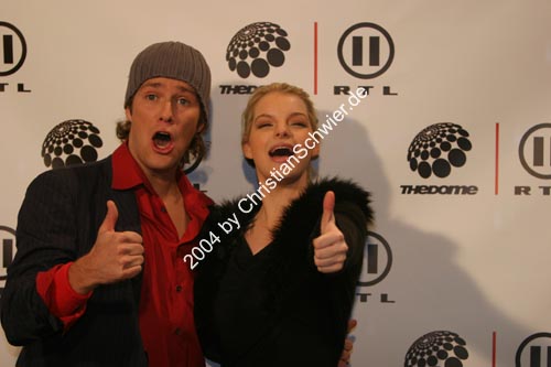 041126-3369-Ben_YvonneCatterfeld